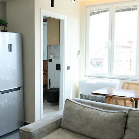 Peace And Luxury Apartment, In Center, New Bazaar1 아파트 *