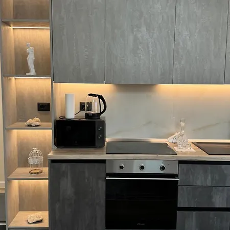 Peace And Luxury Apartment, In Center, New Bazaar1 Apartment Tirana