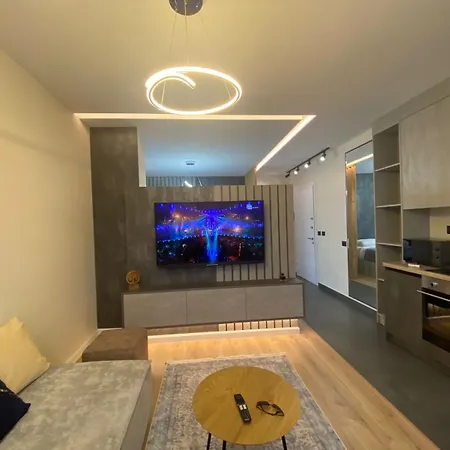 Peace And Luxury Apartment, In Center, New Bazaar1 شقة