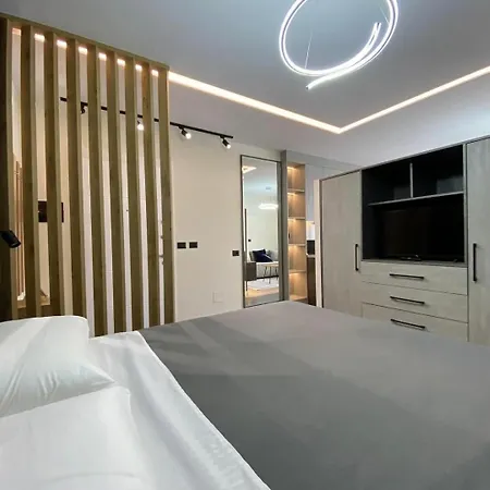 Peace And Luxury Apartment, In Center, New Bazaar1 Apartment Tirana