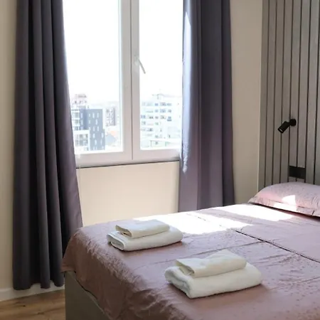 شقة Peace And Luxury Apartment, In Center, New Bazaar1 تيرانا